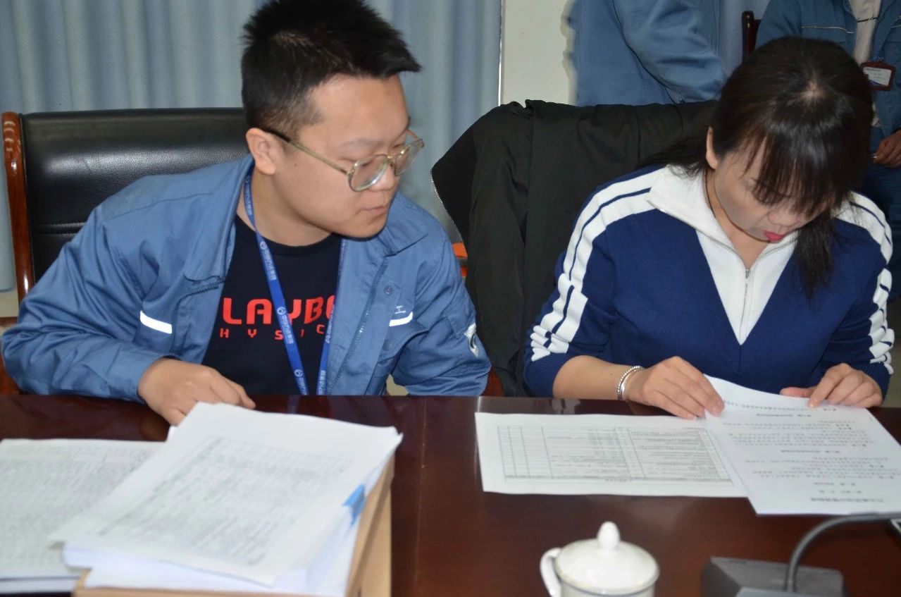 微信图片_20190505144227.jpg NG大舞台-有梦你就来 -致力于新媒体舞台视觉艺术创作整案服务