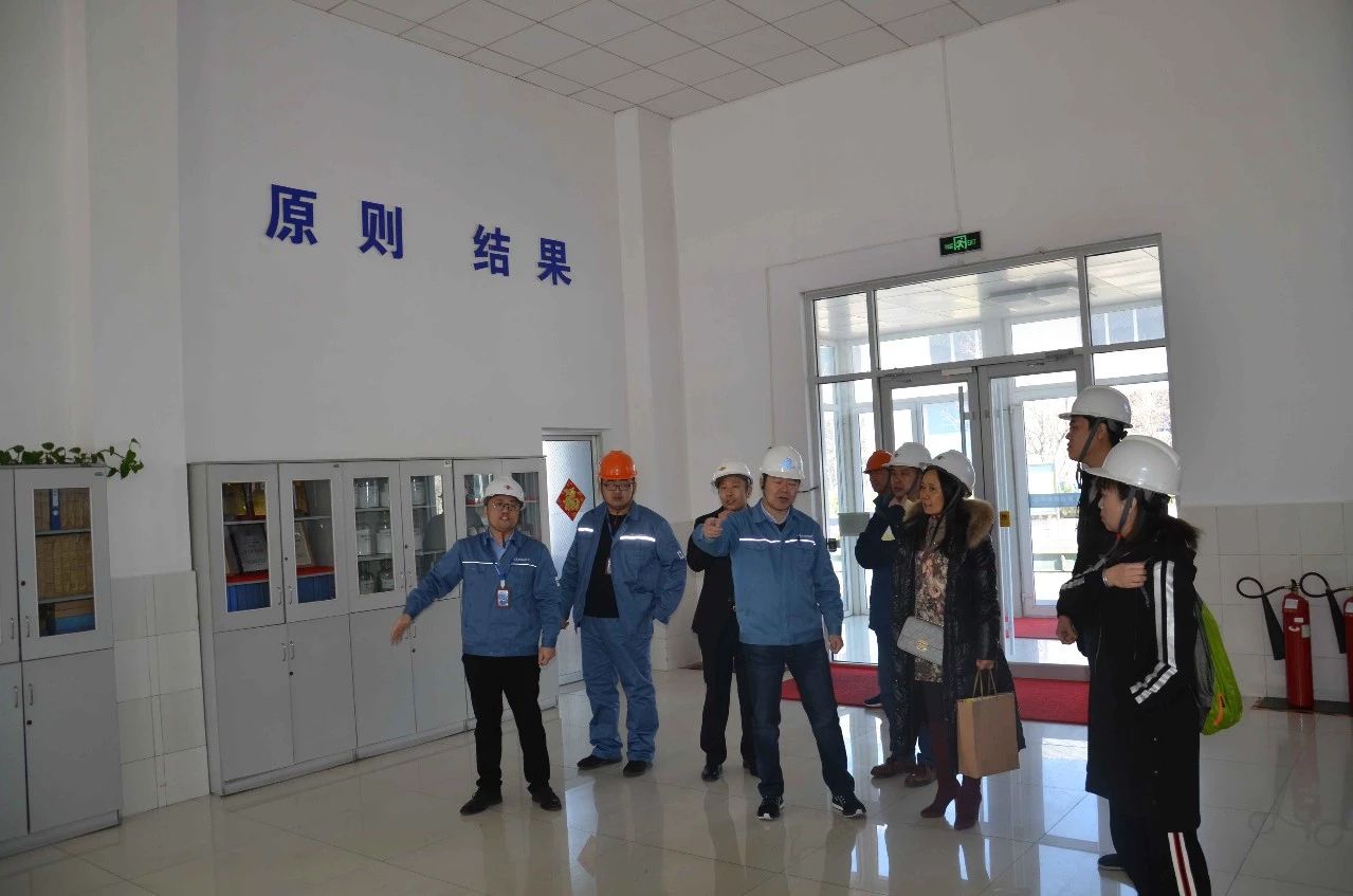微信图片_20190505144213.jpg NG大舞台-有梦你就来 -致力于新媒体舞台视觉艺术创作整案服务