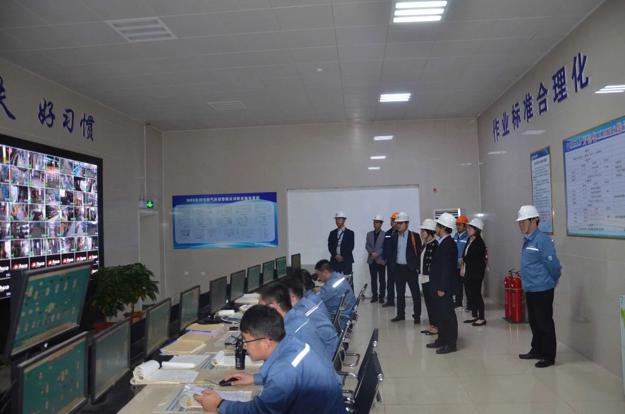 微信图片_20190505145423.jpg NG大舞台-有梦你就来 -致力于新媒体舞台视觉艺术创作整案服务