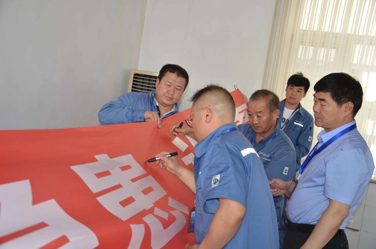 微信图片_20190715083922.jpg NG大舞台-有梦你就来 -致力于新媒体舞台视觉艺术创作整案服务