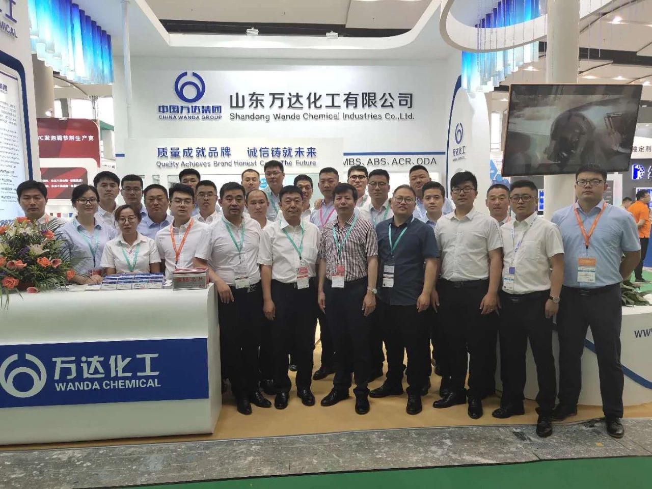 微信图片_20190715083252.jpg NG大舞台-有梦你就来 -致力于新媒体舞台视觉艺术创作整案服务