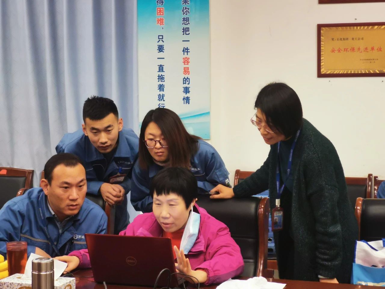 NG大舞台-有梦你就来 -致力于新媒体舞台视觉艺术创作整案服务