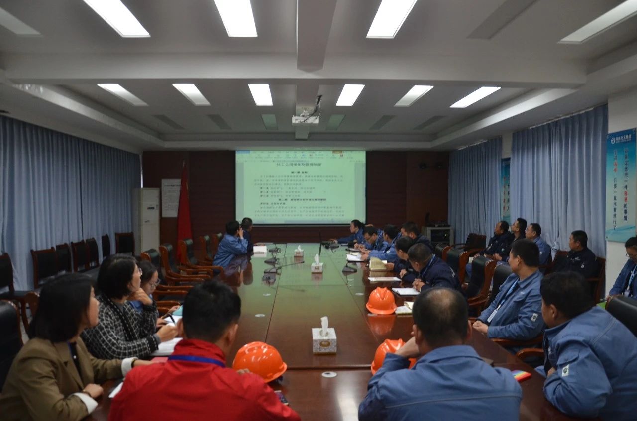 微信图片_20201204095802.jpg NG大舞台-有梦你就来 -致力于新媒体舞台视觉艺术创作整案服务