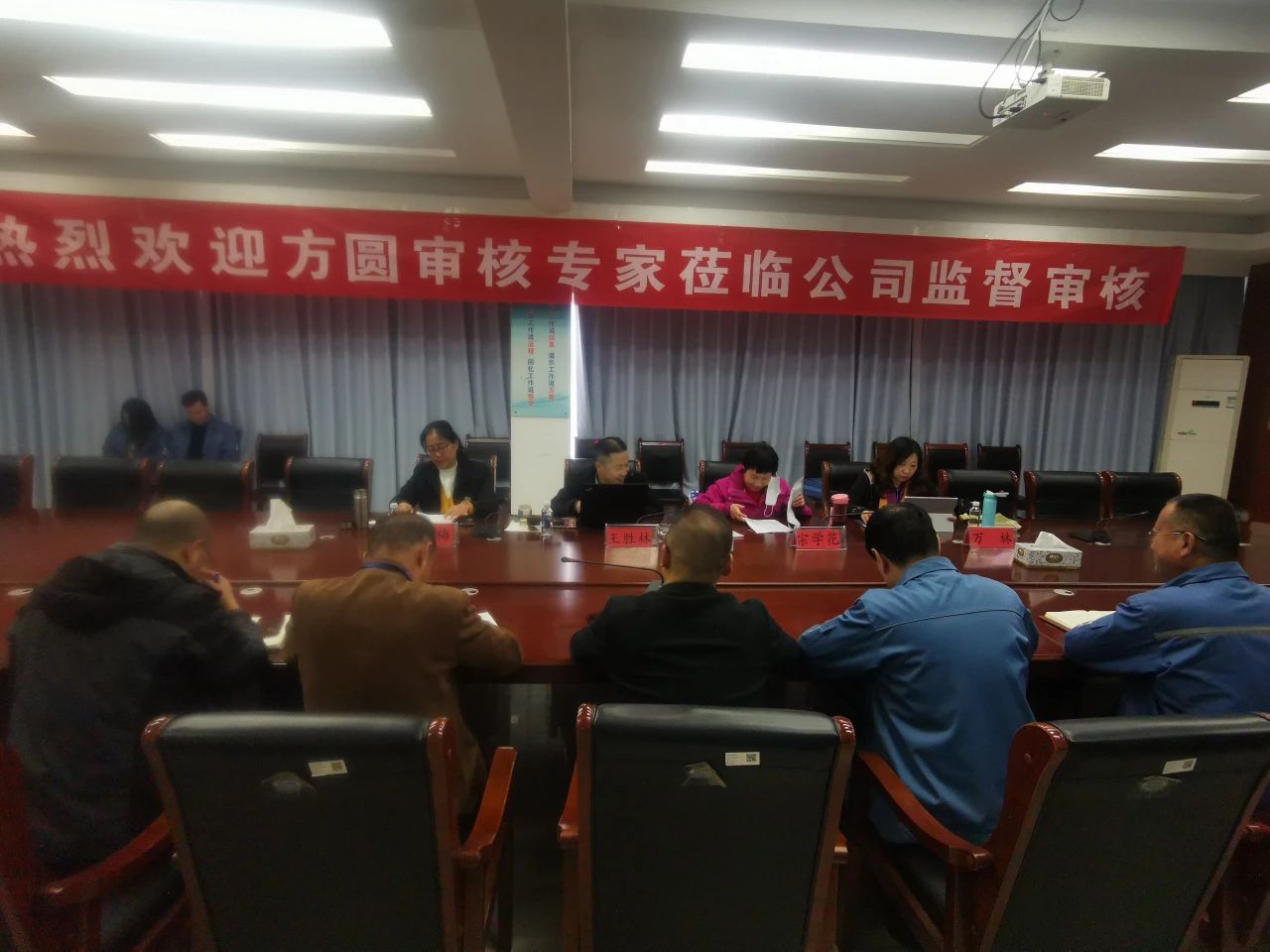 NG大舞台-有梦你就来 -致力于新媒体舞台视觉艺术创作整案服务