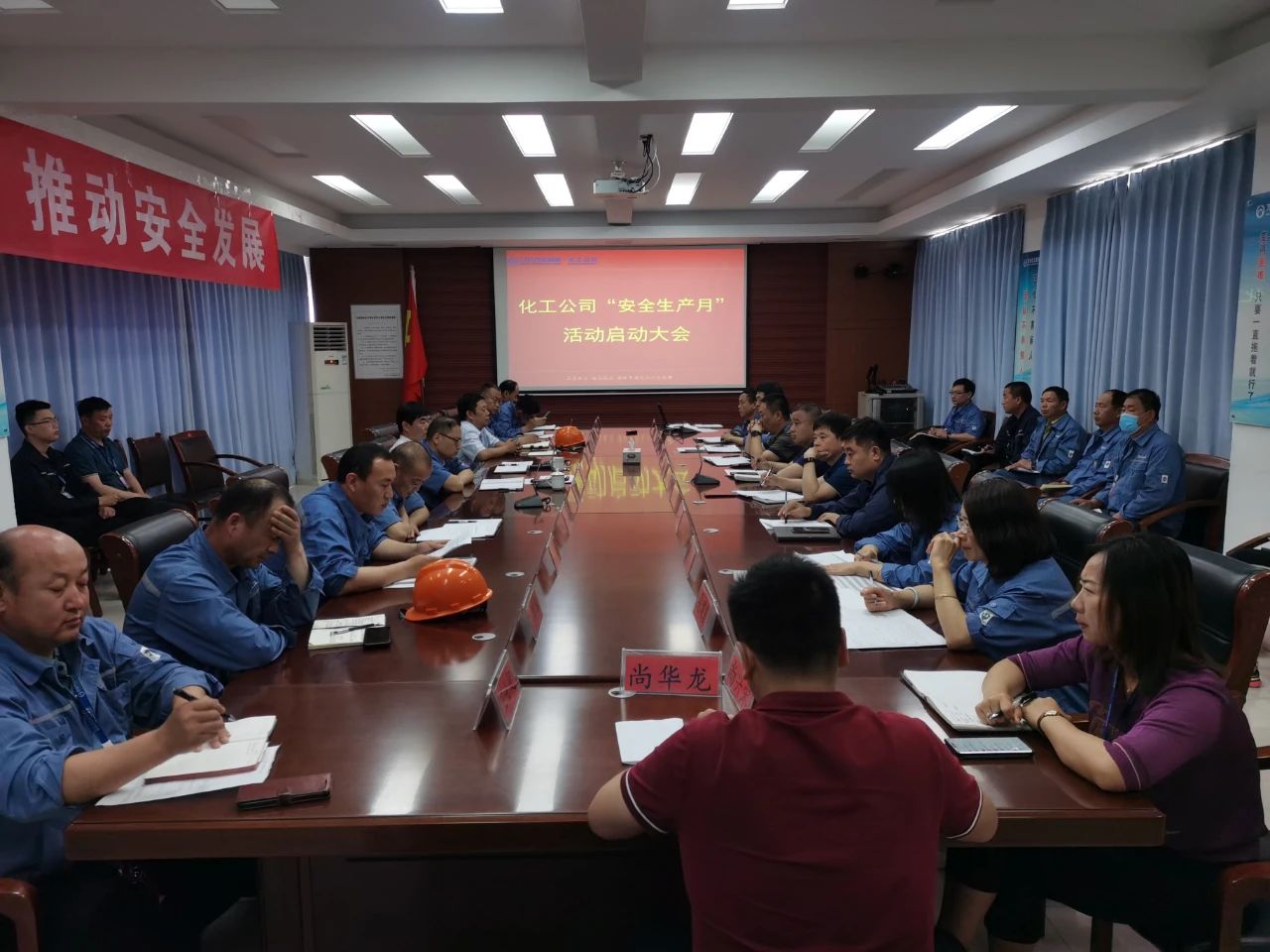 微信图片_20210630110026.jpg NG大舞台-有梦你就来 -致力于新媒体舞台视觉艺术创作整案服务